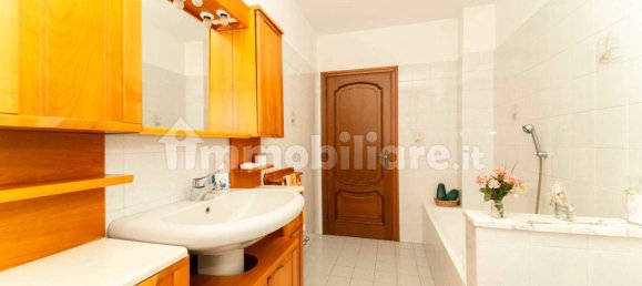 3 Schlafzimmer Villa in Poirino, Italy, Nr. 304979 43