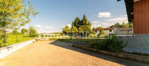 3 Schlafzimmer Villa in Poirino, Italy, Nr. 304979 4