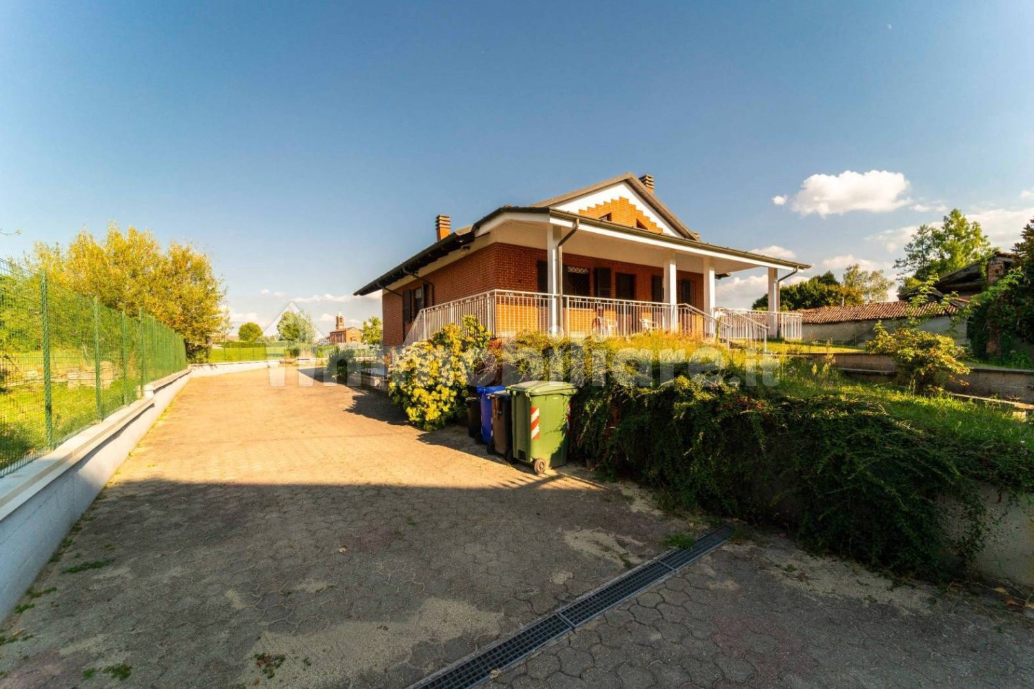 3 Schlafzimmer Villa in Poirino, Italy, Nr. 304979