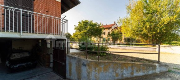 3 Schlafzimmer Villa in Poirino, Italy, Nr. 304979 8