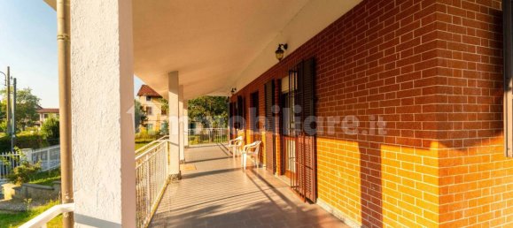 3 Schlafzimmer Villa in Poirino, Italy, Nr. 304979 34