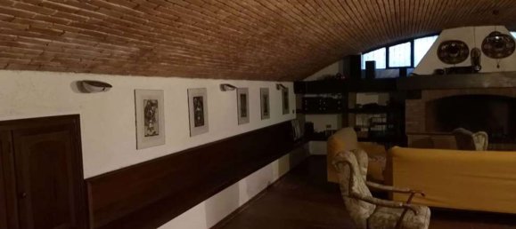 13 rooms Villa in Muggiò, Italy No. 3657 3