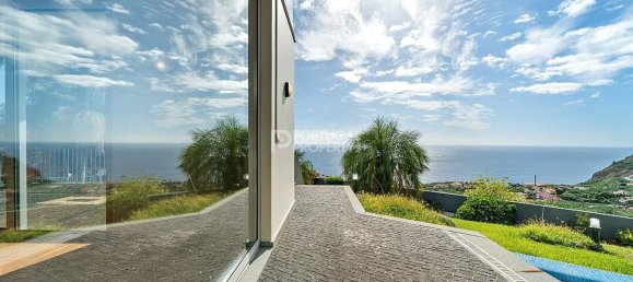 4 bedrooms Villa in Calheta, Portugal No. 125245 7