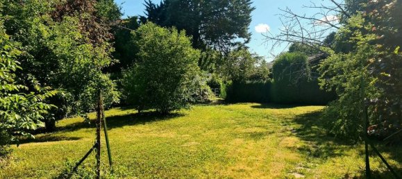 1000m² Land in Vaux-sur-Seine, France No. 285418 4