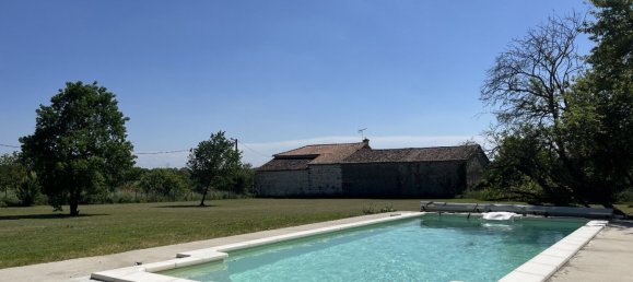 5 chambres Maison à Fontenille, France No. 102212 8