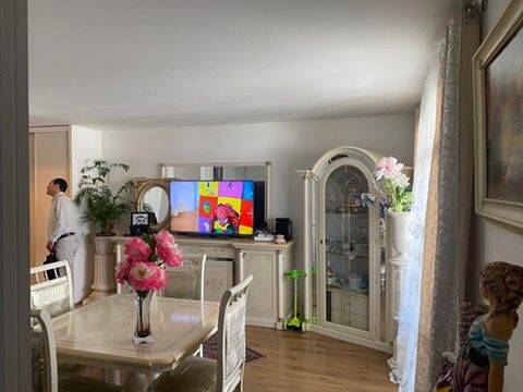 2 bedrooms Apartment in Saint-Denis, France No. 332632
