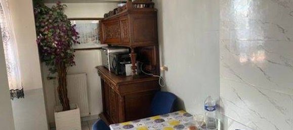 2 bedrooms Apartment in Saint-Denis, France No. 332632 2