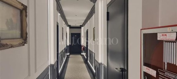 Bâtiment à Rome, Italy 400m² No. 122637 19