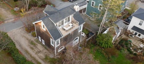 3 bedrooms House in Chester, Canada No. 589 4