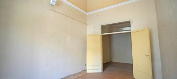 3 chambres Appartement à Pistoia, Italy No. 138949 9