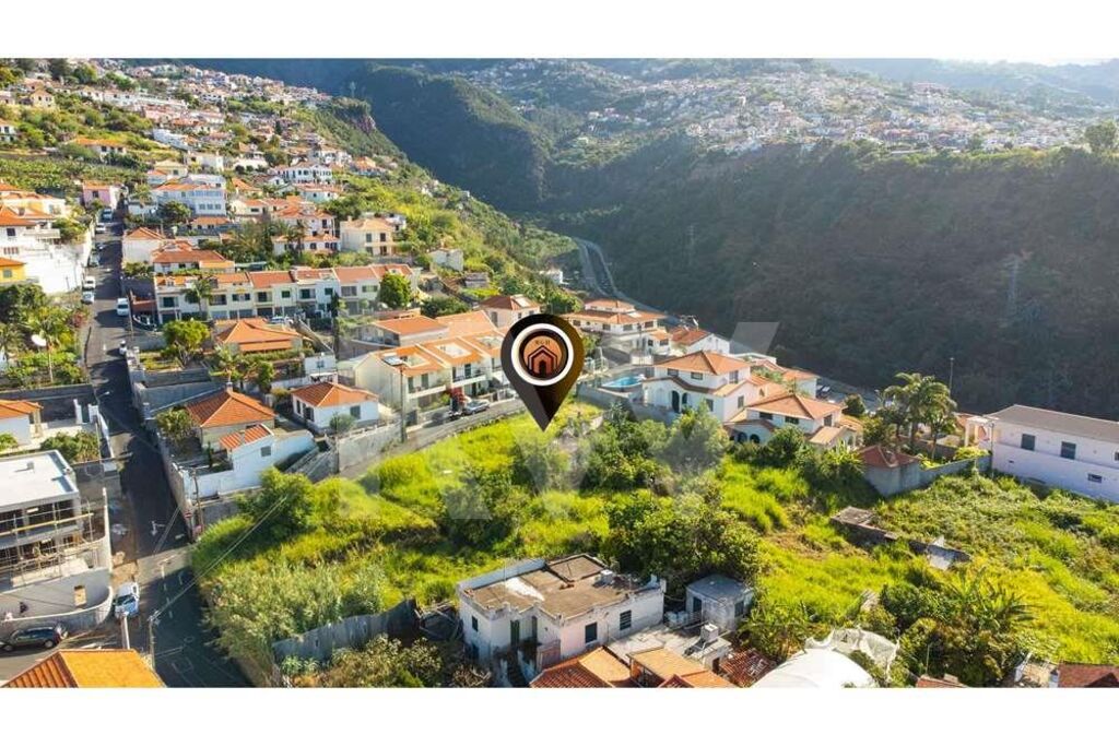 Terrain à Funchal, Portugal 208m² No. 77518