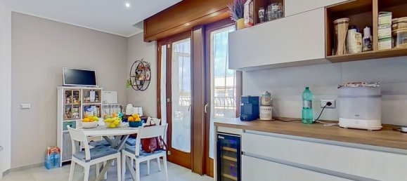 Ático de 4 habitaciónes en Pomezia, Italy No. 188223 8