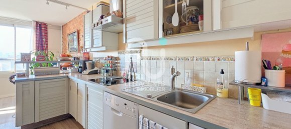 3 bedrooms Apartment in Asnieres-sur-Seine, France No. 162162 2