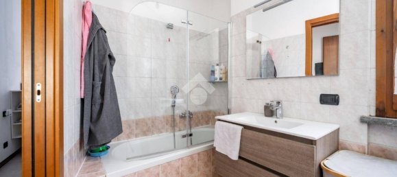 1 bedroom Apartment in Valmadrera, Italy No. 287473 19