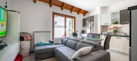 1 bedroom Apartment in Valmadrera, Italy No. 287473 7