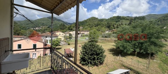 3-salle Appartement à Pescaglia, Italy No. 261735 27