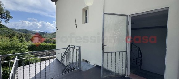 3-salle Appartement à Pescaglia, Italy No. 261735 22