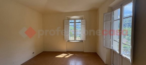 3-salle Appartement à Pescaglia, Italy No. 261735 17