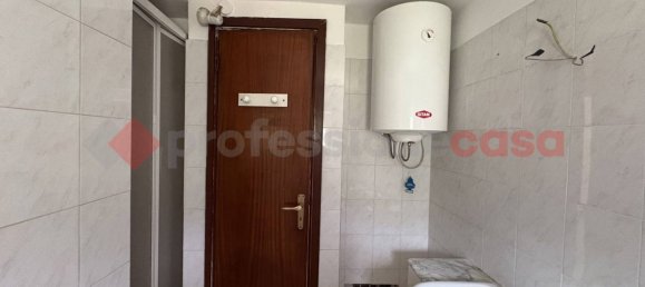 3-salle Appartement à Pescaglia, Italy No. 261735 25