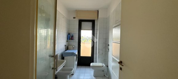 2 bedrooms Apartment in Milan, Italy No. 263374 24