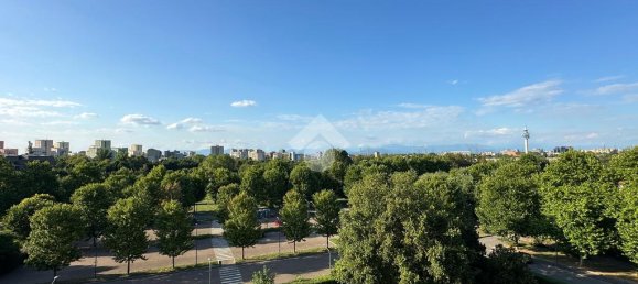 2 bedrooms Apartment in Milan, Italy No. 263374 40