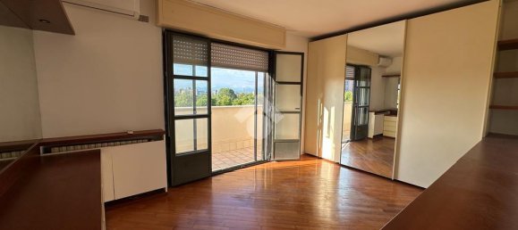 2 bedrooms Apartment in Milan, Italy No. 263374 33