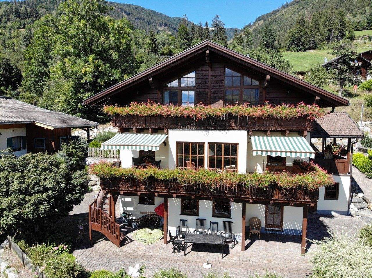 8 rooms House in Piesendorf, Austria No. 175232
