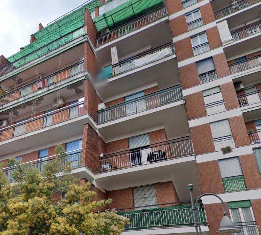 2-Zimmer Wohnung in Baranzate, Italy, Nr. 2682