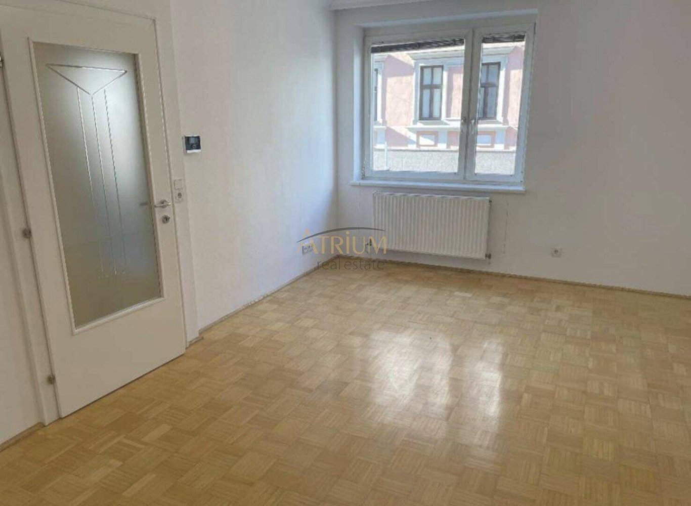 2-salle Appartement à Favoriten, Austria No. 250628