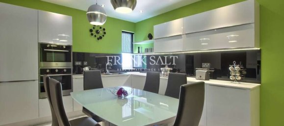 Пентхаус с 3 спальнями в Сент-Джулианс, Мальта № 9825 4