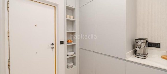 2 bedrooms Apartment in Madrid, Spain No. 93840 19