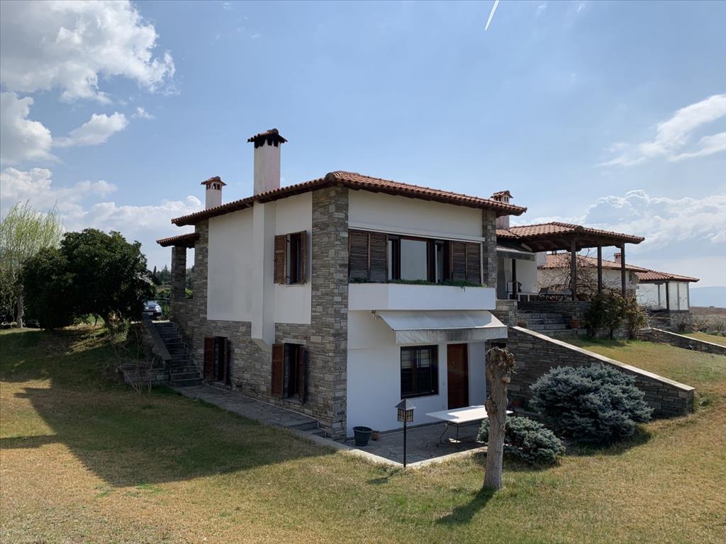 3 bedrooms Commercial property in Thermi, Greece No. 5055