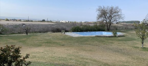 3 bedrooms Commercial property in Thermi, Greece No. 5055 3