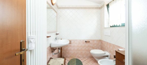 7 bedrooms Villa in Uboldo, Italy No. 314108 39