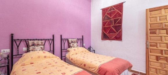 4 bedrooms House in Caniles, Spain No. 150807 24