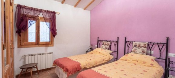 4 bedrooms House in Caniles, Spain No. 150807 23