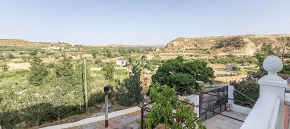 4 bedrooms House in Caniles, Spain No. 150807 37