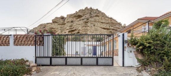 4 bedrooms House in Caniles, Spain No. 150807 44