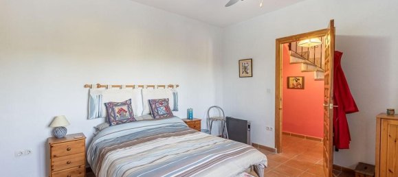 4 bedrooms House in Caniles, Spain No. 150807 32