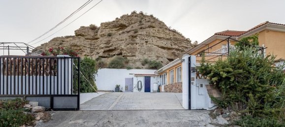 4 bedrooms House in Caniles, Spain No. 150807 46
