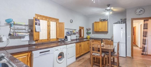 4 bedrooms House in Caniles, Spain No. 150807 16