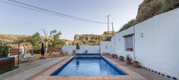 4 bedrooms House in Caniles, Spain No. 150807 8