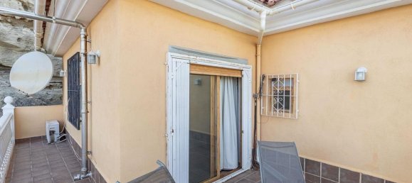 4 bedrooms House in Caniles, Spain No. 150807 39