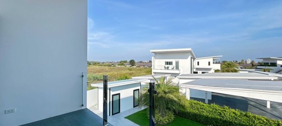 Дом с 4 спальнями в Хуа Хин, Таиланд № 59085 2