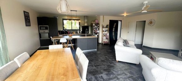 3 bedrooms House in Aveyron, France No. 321389 3