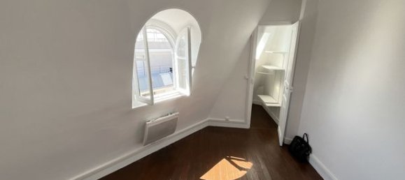 Studio in Paris, France, Nr. 310738 2