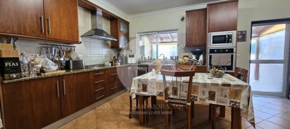 3 bedrooms Villa in Quelfes, Portugal No. 278842 8