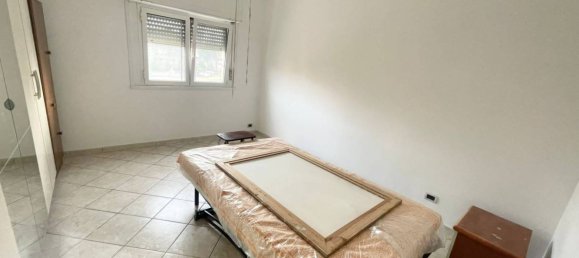 4 bedrooms Apartment in Rome, Italy No. 337899 8