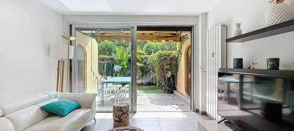 Квартира с 3 комнатами в Ле Канне, Франция № 299791 3