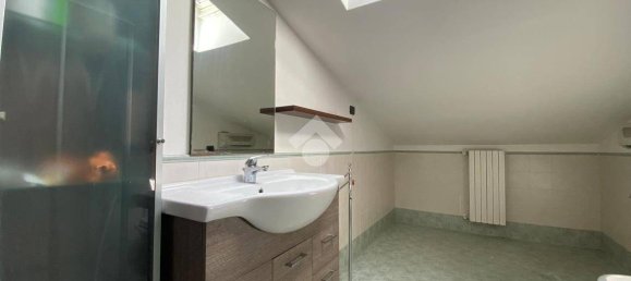 Apartamento de 2 dormitorios en Bollate, Italy No. 371722 27